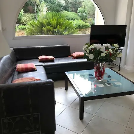 Belle Villa Dans Clos Prive - Saint Raphael Boulouris Villa