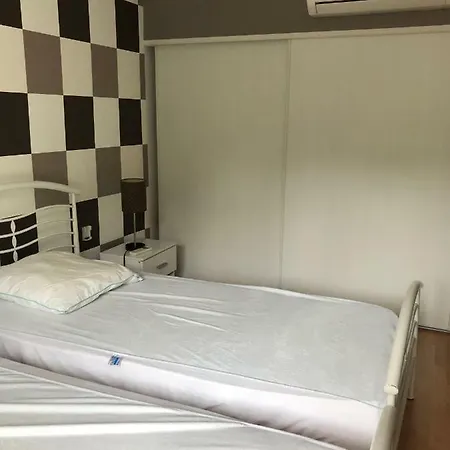 Belle à Raphaël Dans Clos Privé *