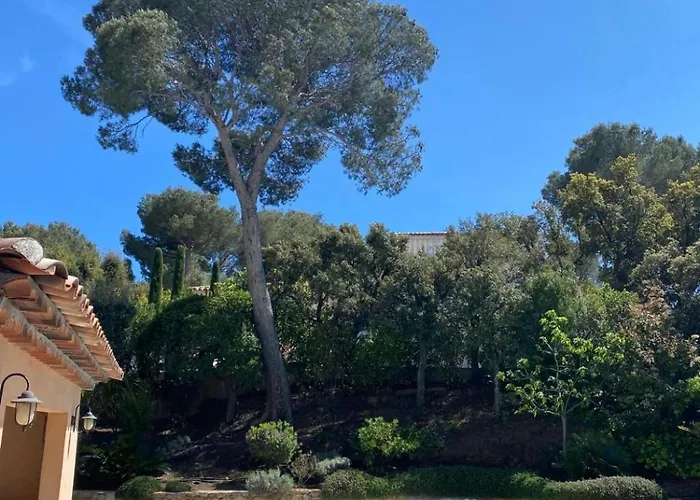 Belle à Raphaël Dans Clos Privé Saint-Raphaël