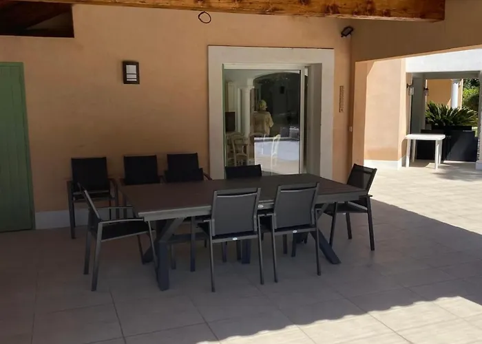 Belle à Raphaël Dans Clos Privé Villa Saint-Raphaël