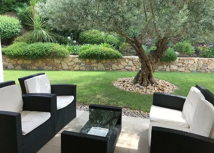 Belle à Raphaël Dans Clos Privé Villa Saint-Raphaël