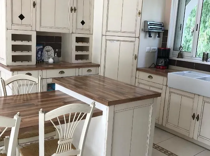 Belle à Raphaël Dans Clos Privé